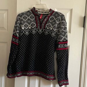 Hanna Andersson Black and White Sweater with Red Accents